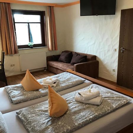 Landhotel Lindenhof Grevenbroich Esterno foto
